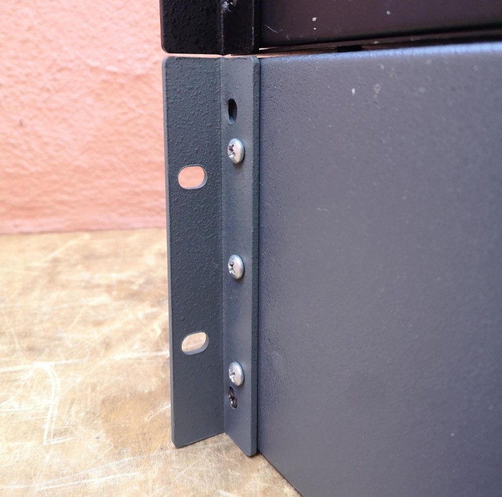 CORRECT Gray Rack Ears for E-mu Emax Rack with the CORRECT Screws