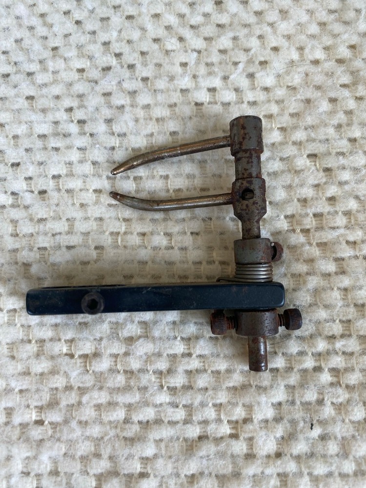 Archery Flipper Dual Prong Rest