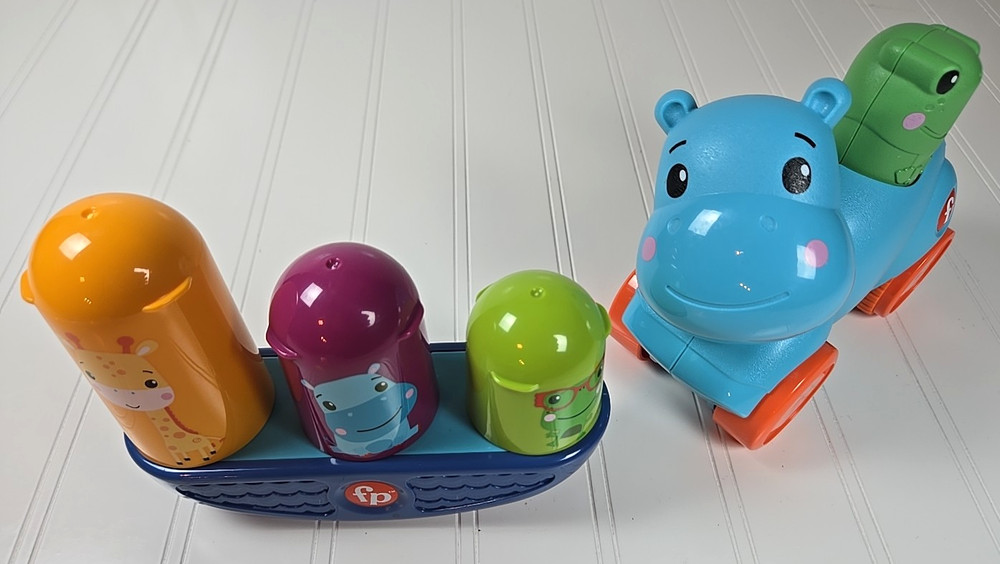 Fisher-Price Hello Moves Play Kit  Pull Back Toy -Missing Ball