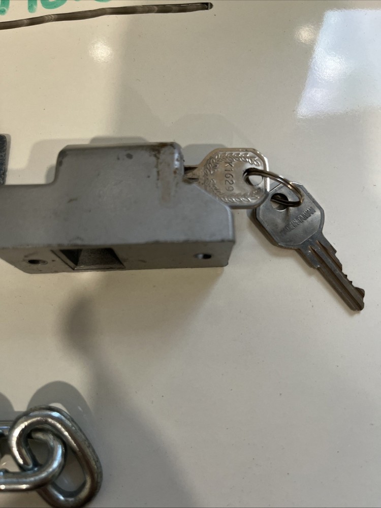Kennedy K1629 Chain Lock (Works)