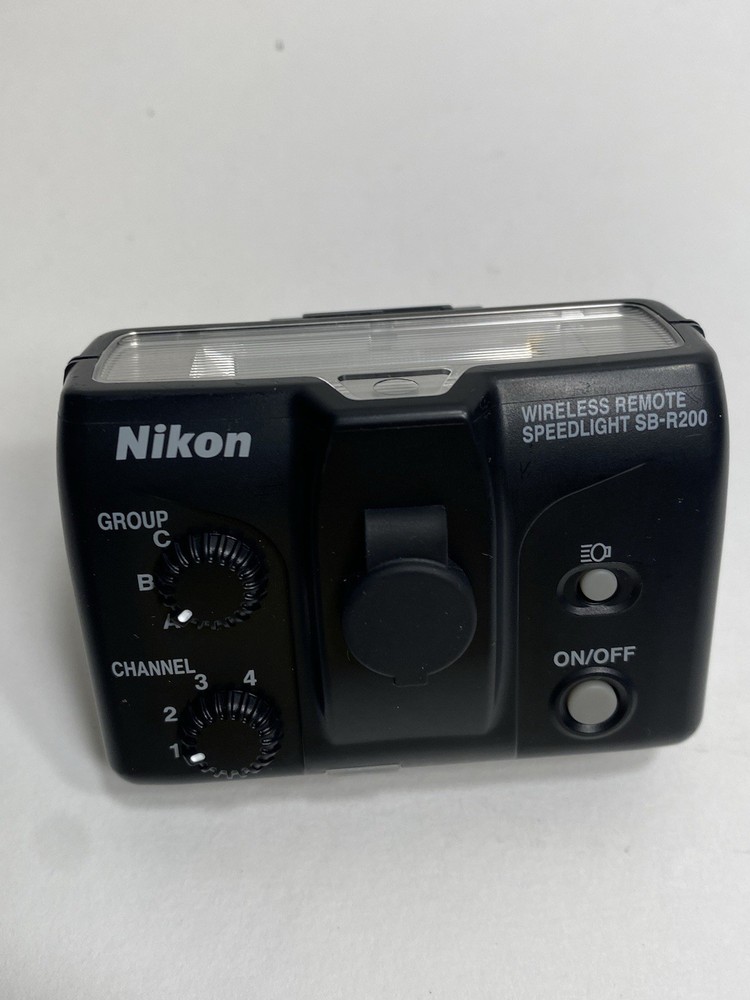 Nikon SB-R200 i-TTL Wireless Remote Speedlight Flash Head