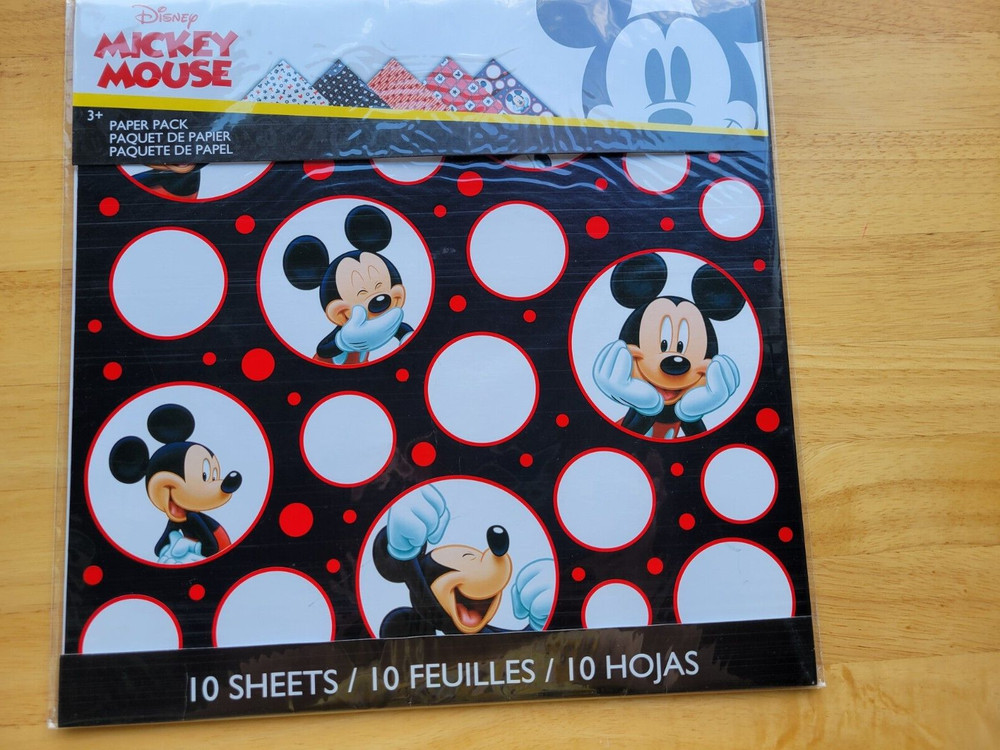 Mickey Mouse 10 Sheet Paper Pack