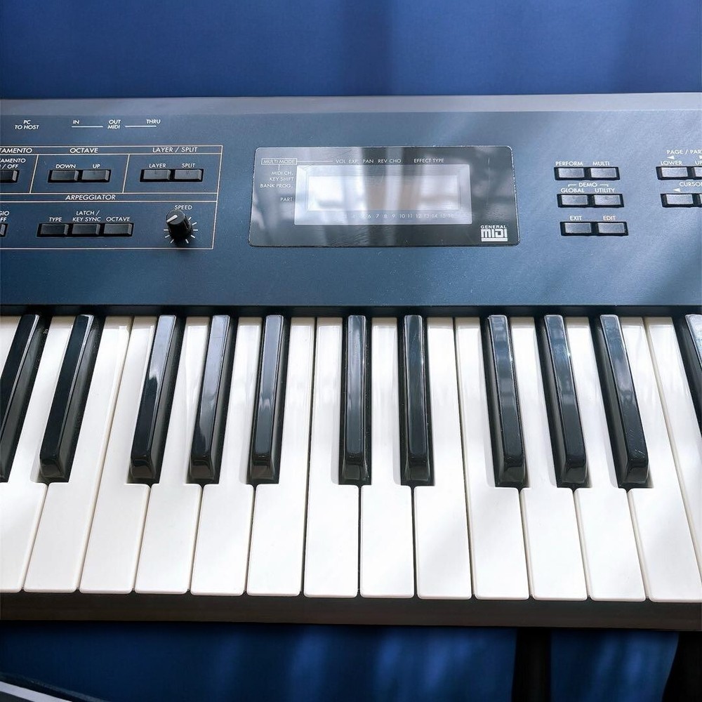Korg N5 61-Key Synthesizer Expanded Performance Keyboard Black Tested