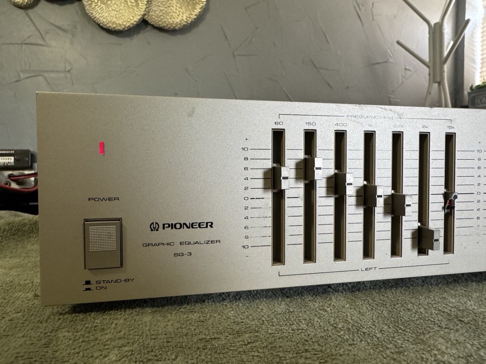 Pioneer SG-3 Equalizer -
