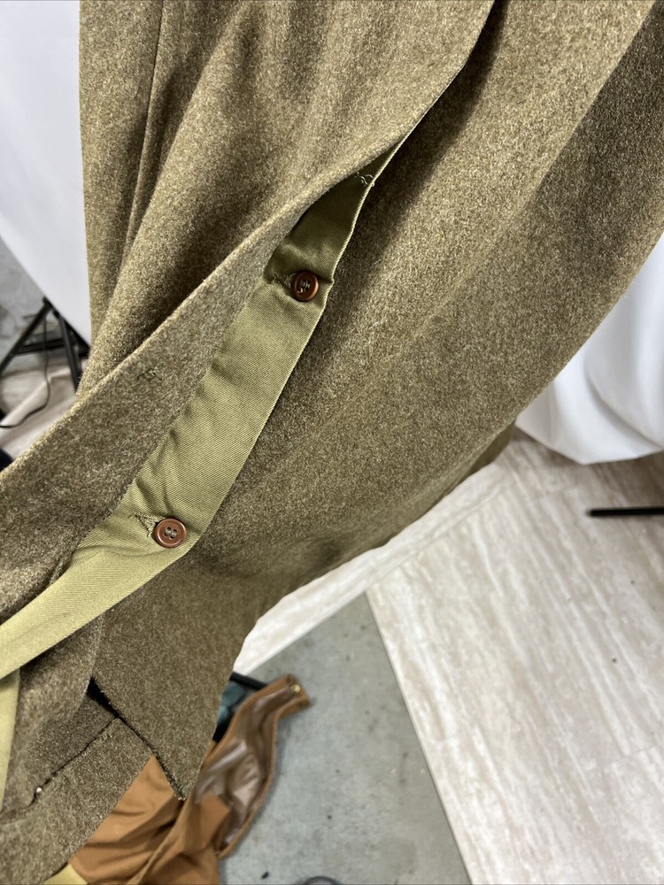 World War 2 Overcoat 1940 Size 40 Long ￼￼