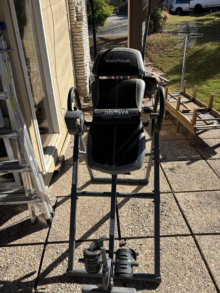 Innova inversion Table