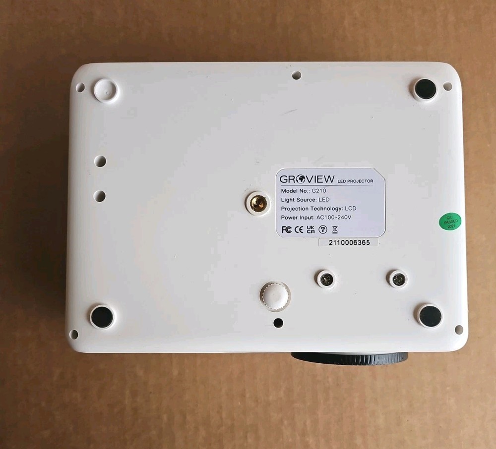 Groview Mini Projector Led Bluetooth Model G210 Portable Complete With Box 8"x6"