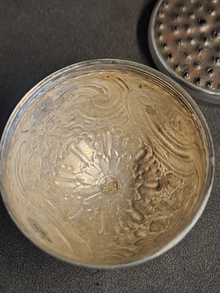 Georgian Solid Silver Floral Egg Nutmeg Grater. Samuel Meriton.