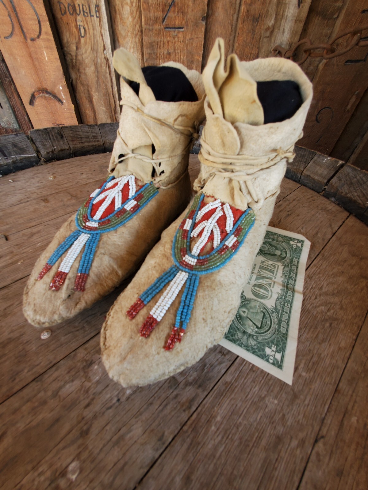 Antique OLD Native American Indian beaded E Plains high top moccasins 19th c.