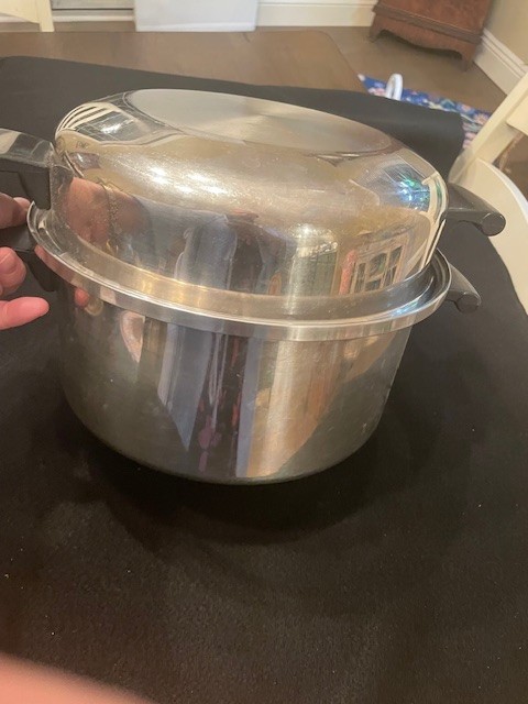 12 Piece Amway Queen ware Cooking set 3 sauce pans,2 fry (1L 1s) Stock Pan Lids