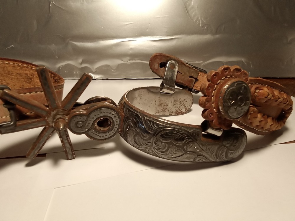 Western cowboy Spurs
