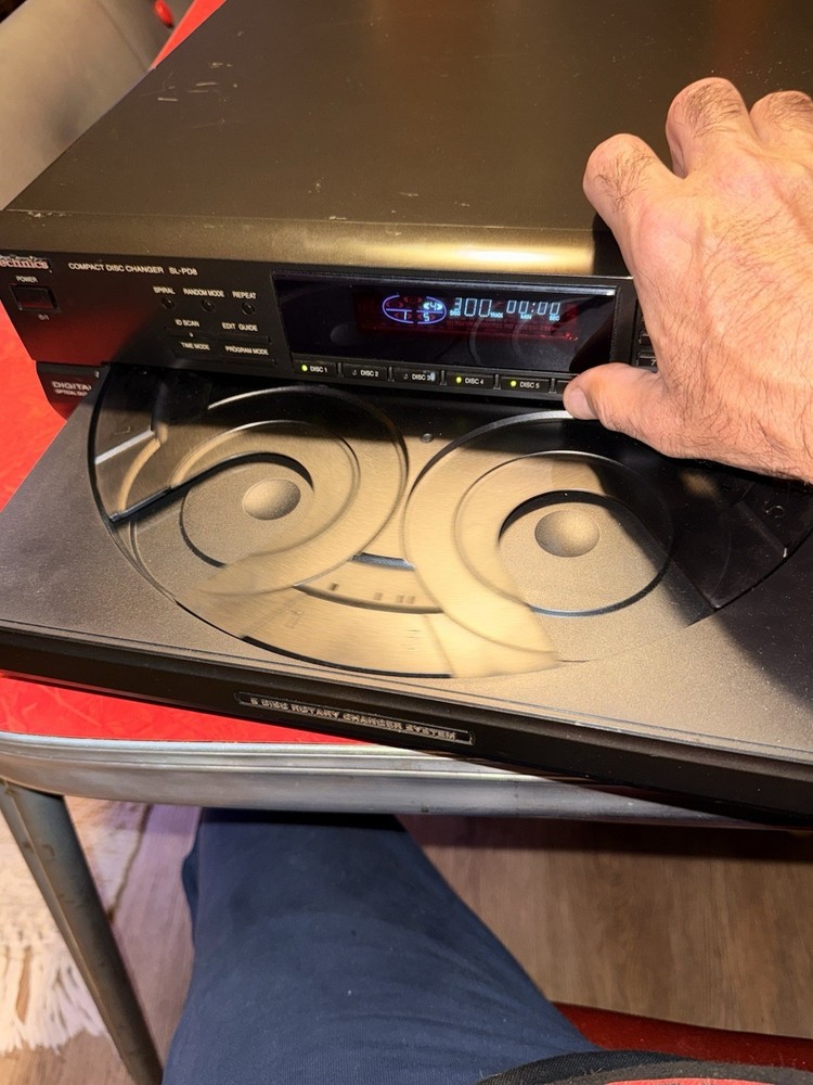 Technics 5 Disc Cd Player Mash Model SL-PD8 Fully Tested Works Great No Remote