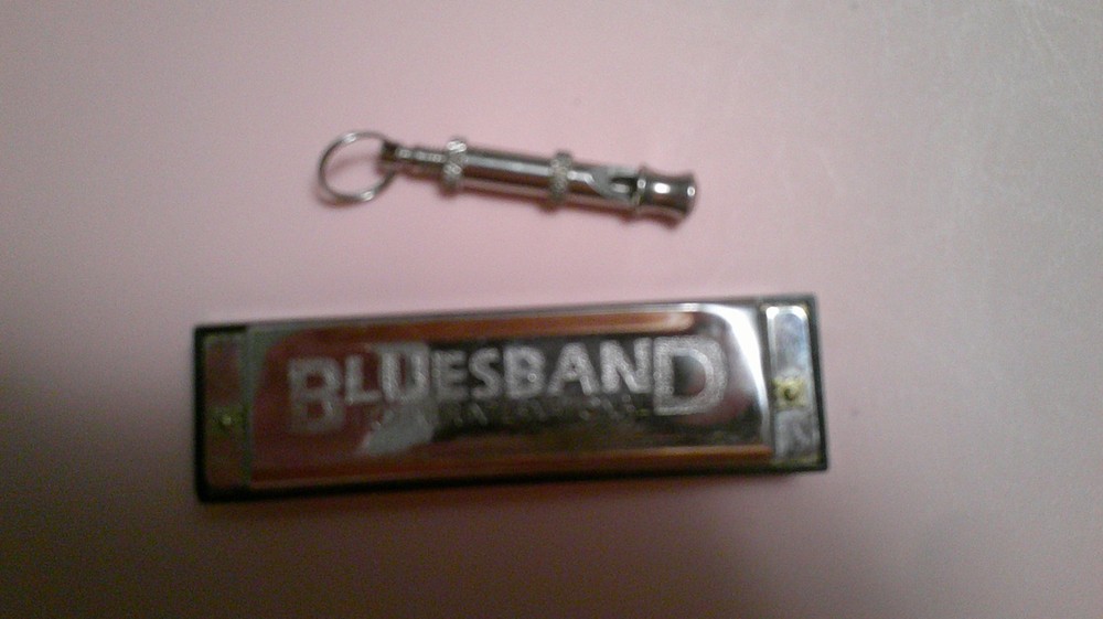 Bluesband International Harmonica & Whistle