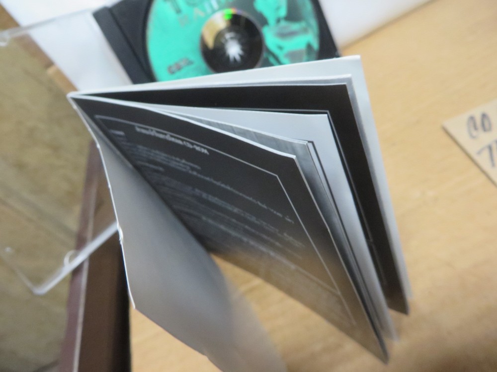 CD ROM VINTAGE 1990's SOFTWARE " TOMB RAIDER " CORE EIDOS