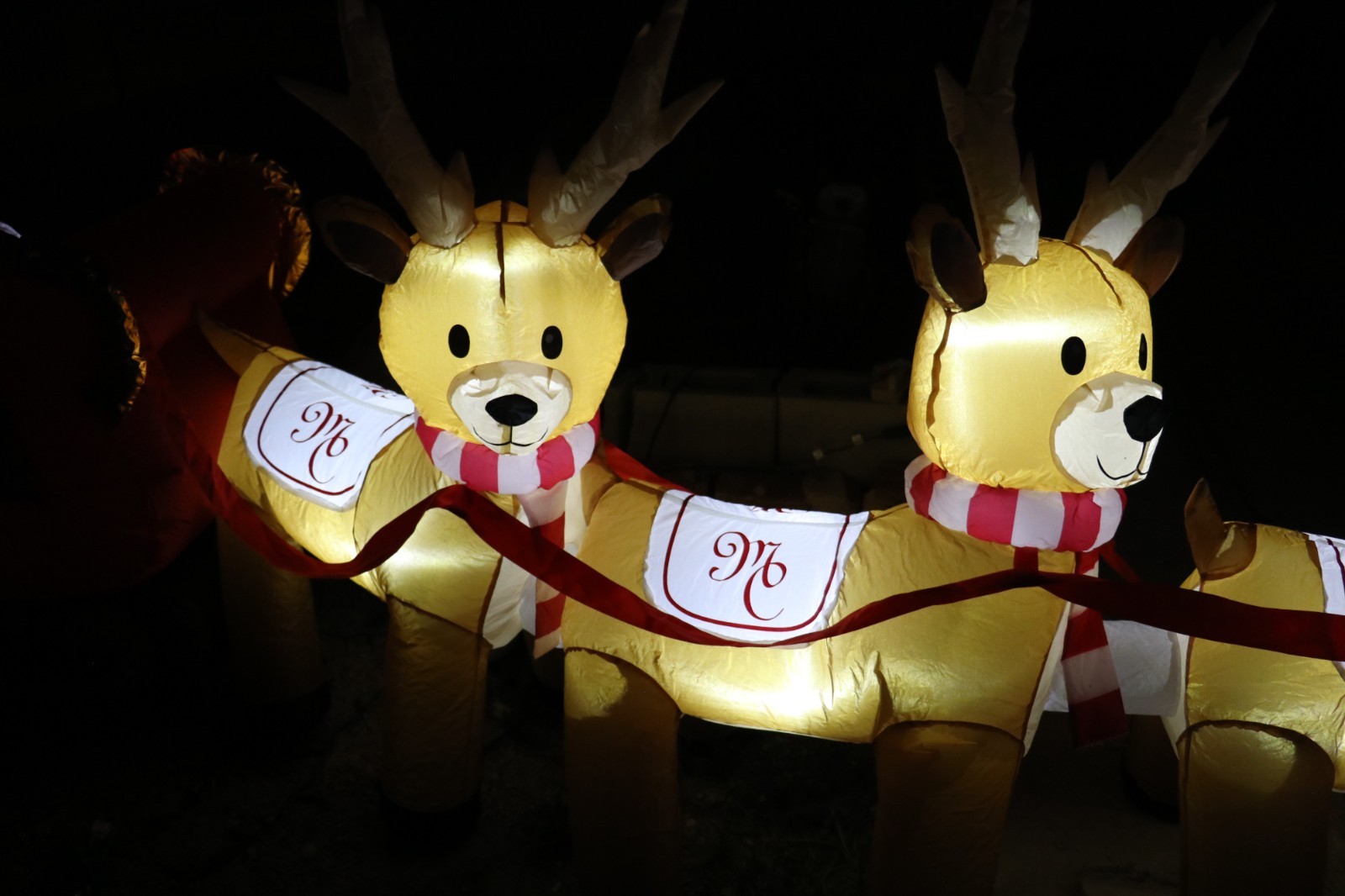 Mariah Carey 12ft Christmas Inflatable Santa Sleigh +3 Reindeer Outdoor -RETIRED