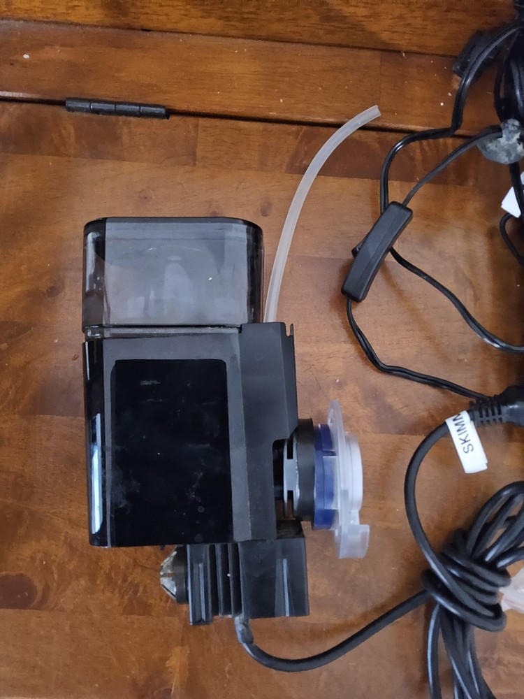 Tunze Comline 9001 Protein Skimmer.