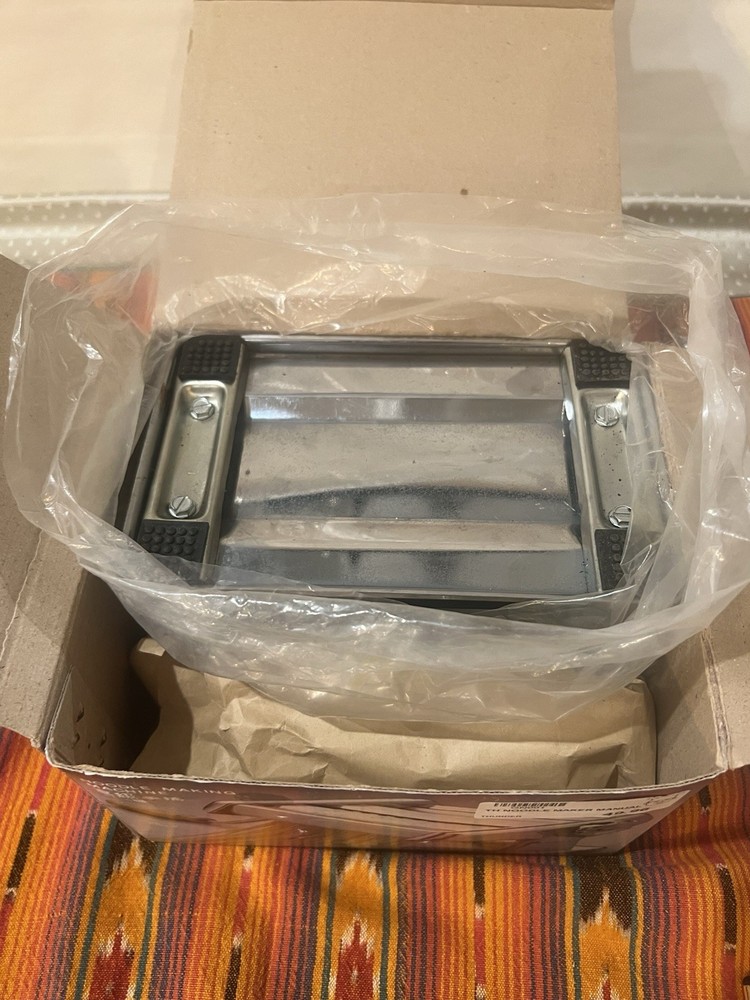 Noodle Making Machine New. Open Box. Excellent Condition.