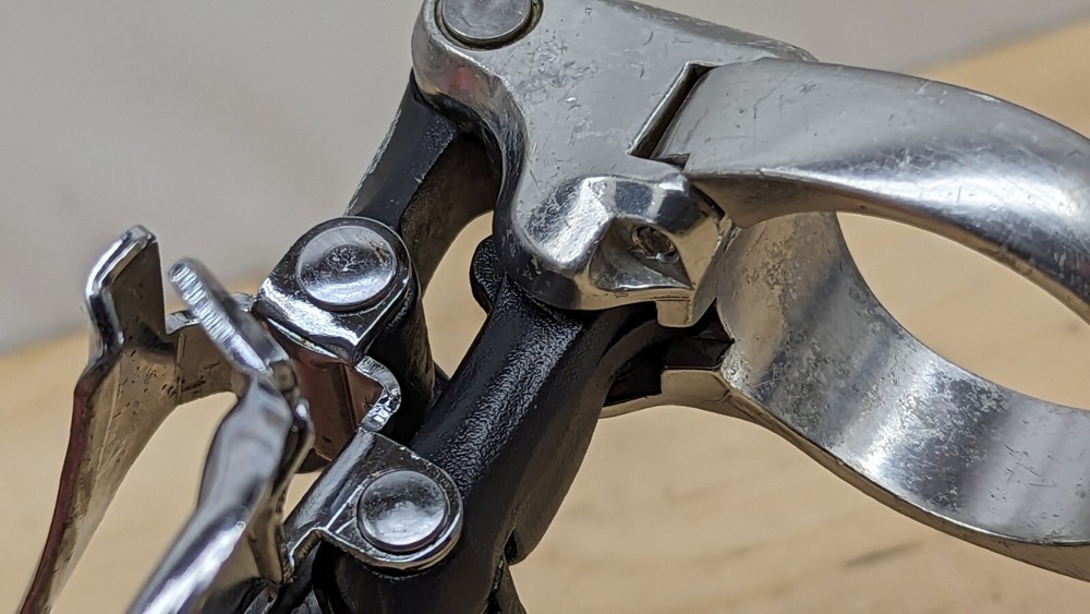 Shimano Deore XT M737 34.9 clamp top pull front derailleur