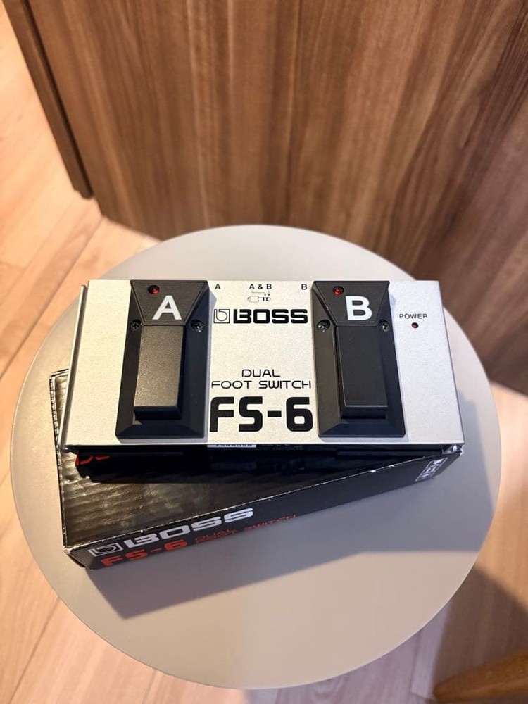 Mint Roland BOSS Effect Switcher FS-6
