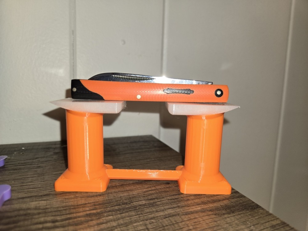 Knife Display Stand