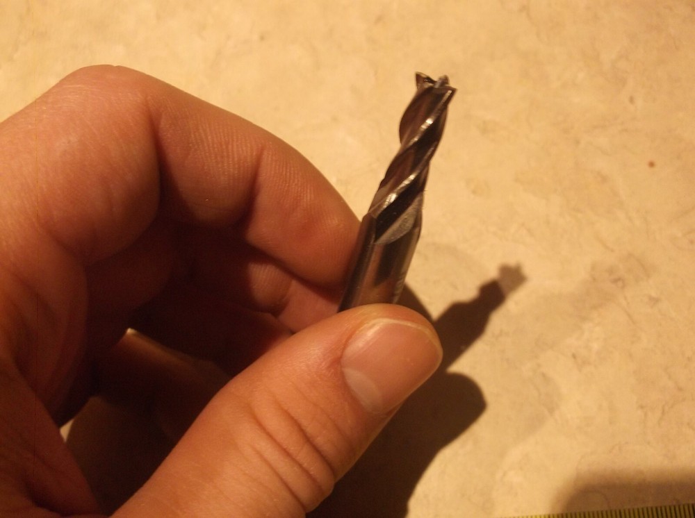 F & D TOOL CO. 1/4" DIA ENDMILL 4F DE HSS