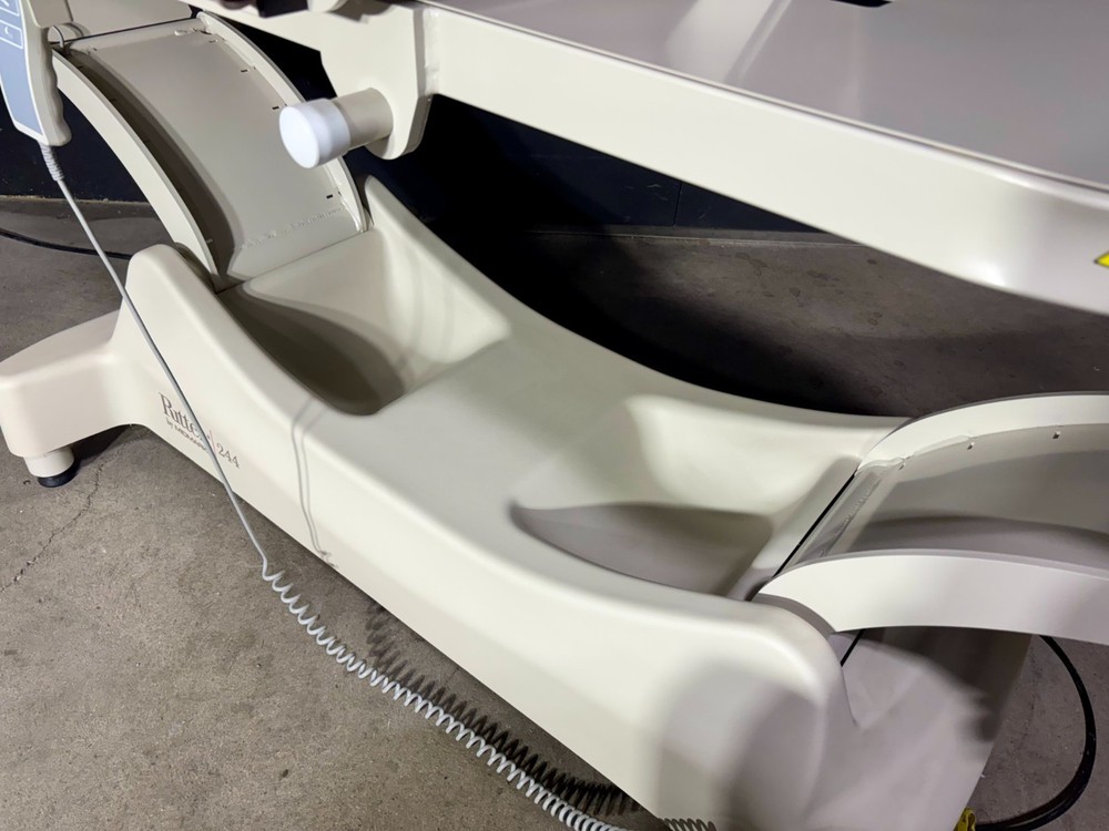 Midmark Ritter 244 Exam Table powered High-Low Bariatric