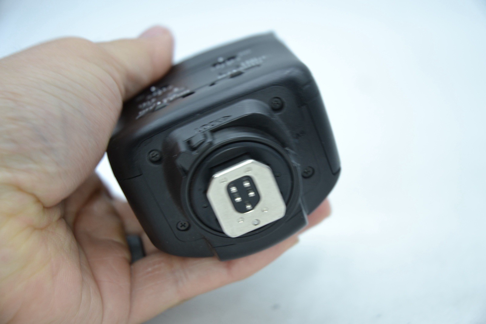 Canon Speedlite 320EX Hot Shoe Flash