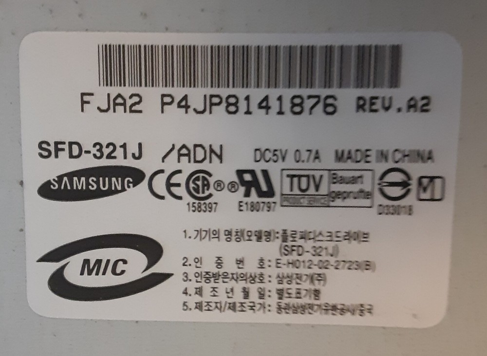Samsung SFD-321J 3.5" Internal Floppy Drive