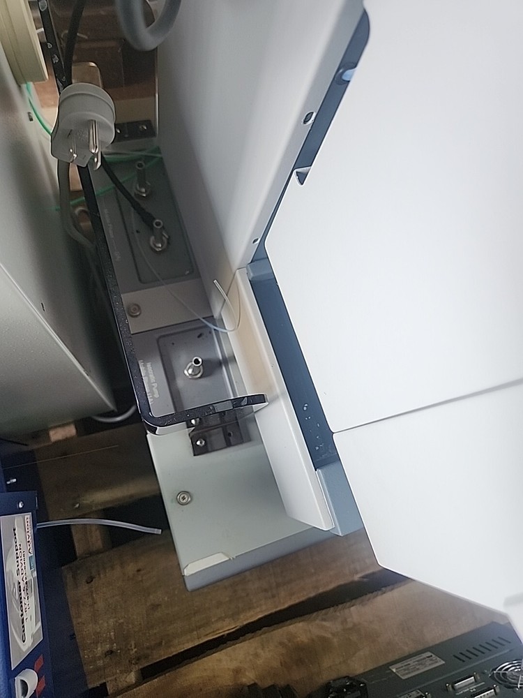 Eksigent 920 Autosampler with NanoLC-1D+HPLC System