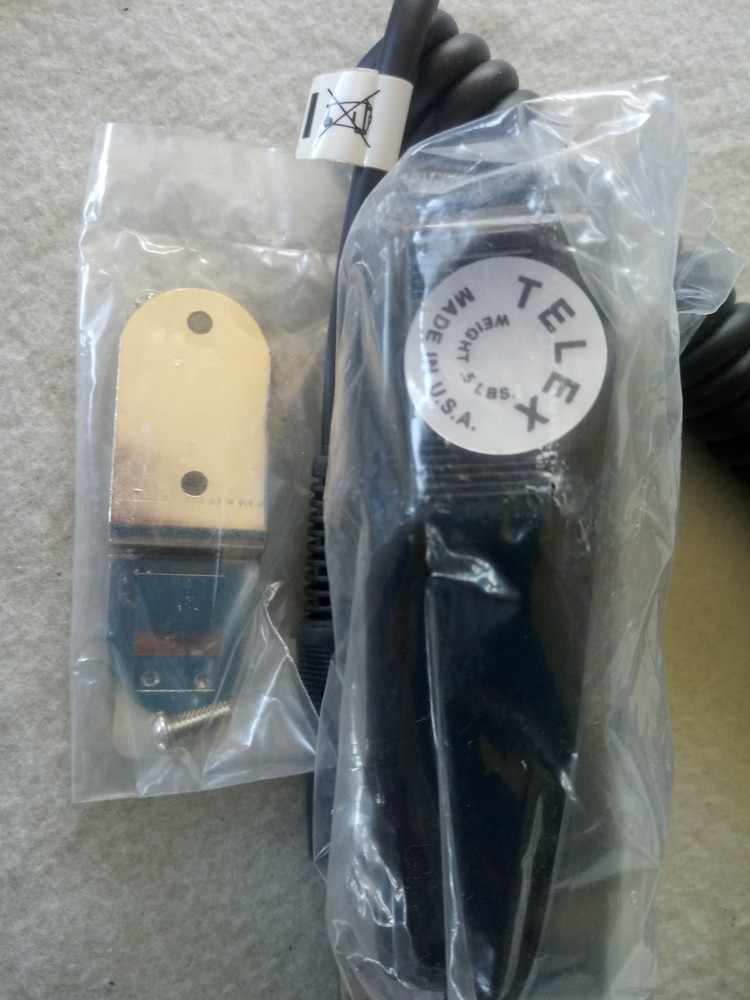 TELEX TEL-66T TRANSISTORIZED/NC DYNAMIC HANDHELD MICROPHONE NOS