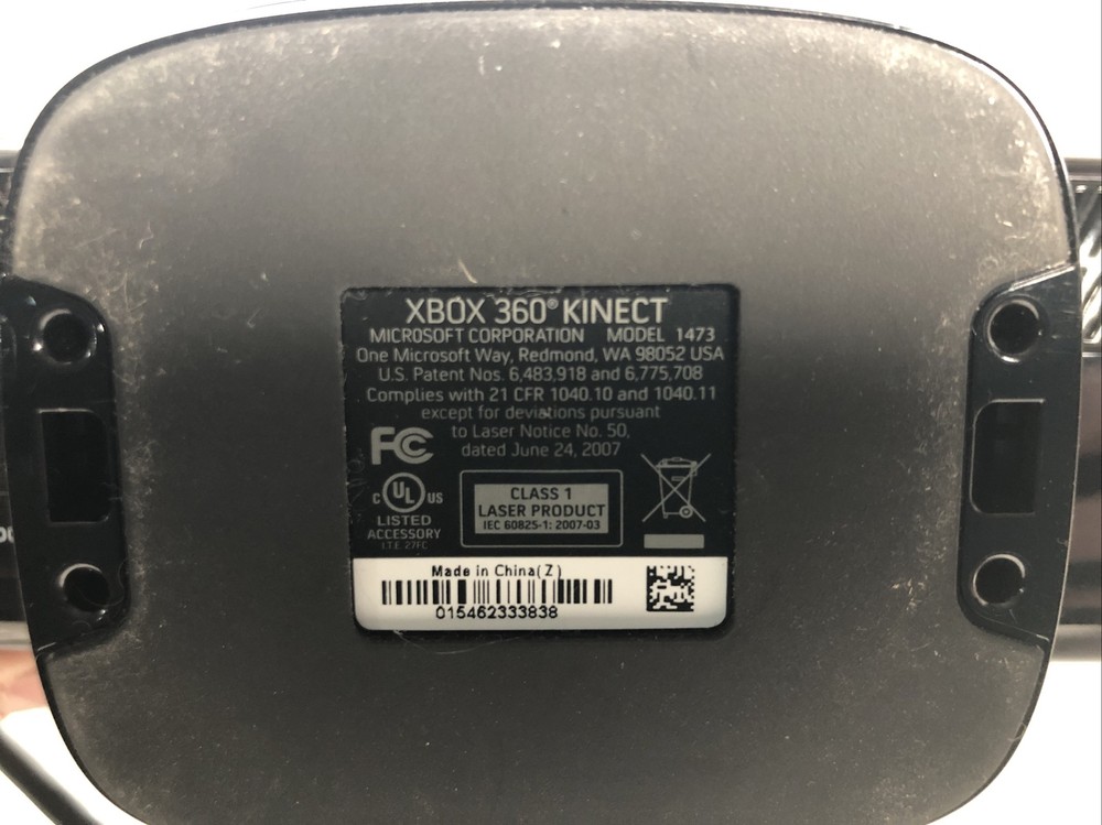 Microsoft Xbox 360 Kinect Motion Sensor Bar Model 1414 w/ 2 Games & Nyko Zoom