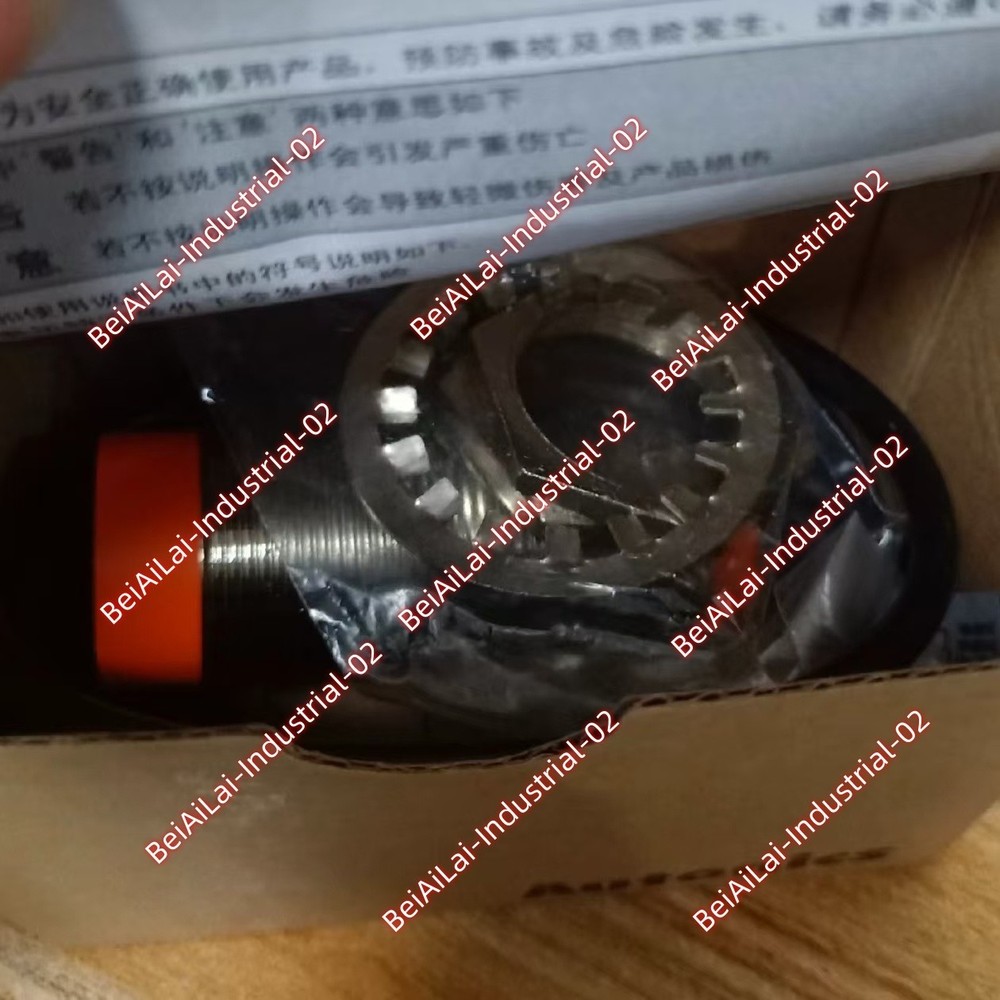 1PCS New In Box Autonics CR30-15AC Proximity Sensor