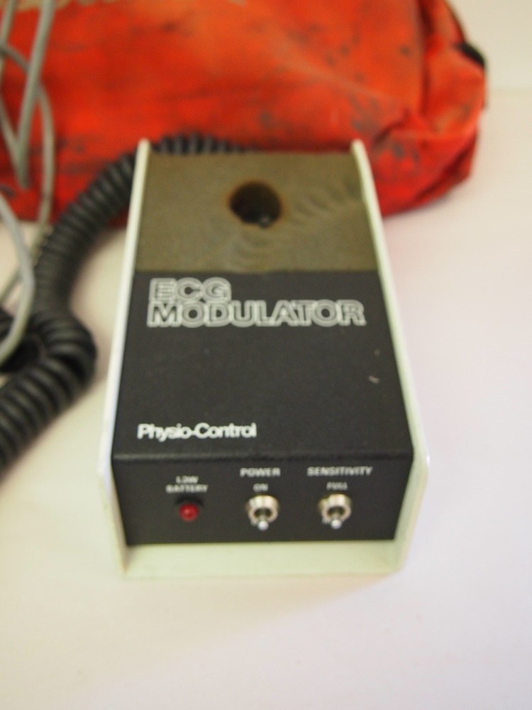 PHYSIO-CONTROL ECG EKG System FOR PARTS AS IS AS SHOWN UNTESTED