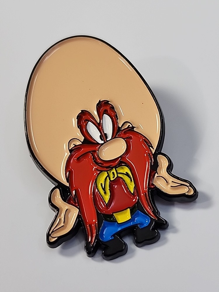 Yosemite Sam Lapel Pin Cartoon Character *