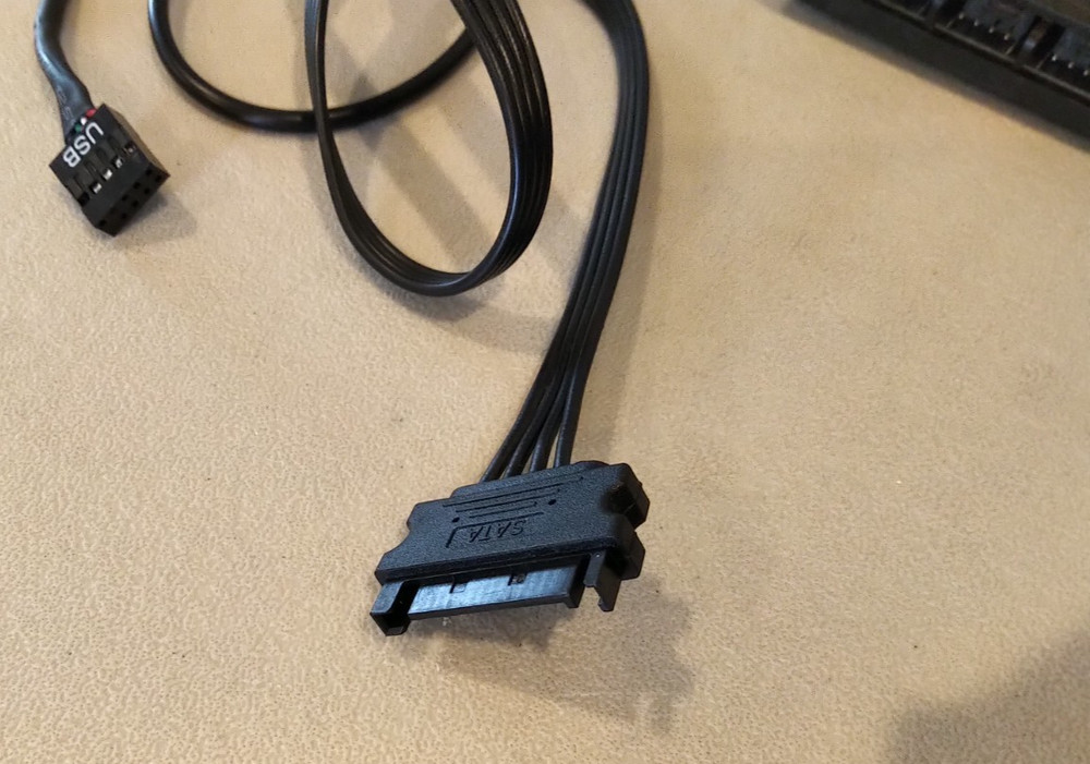 Corsair Commander Core RGB PWM Fan Controller - Black