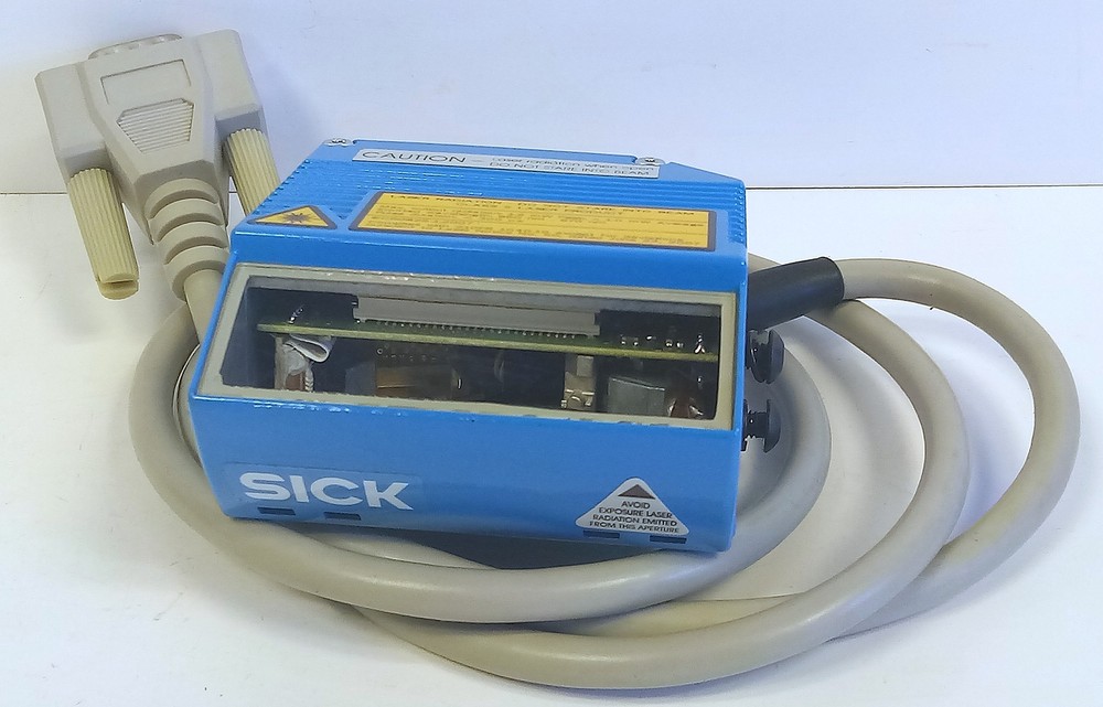 SICK 1043578 CLV420-3010S04 Barcode Scanner