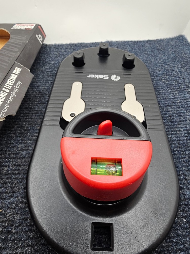 Saker Picture Hanging & Leveling Tool