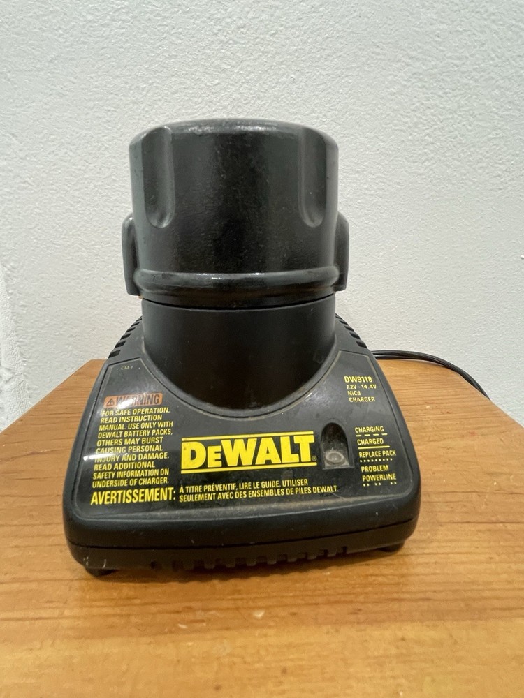 DEWALT 12V Rechargeable Drill