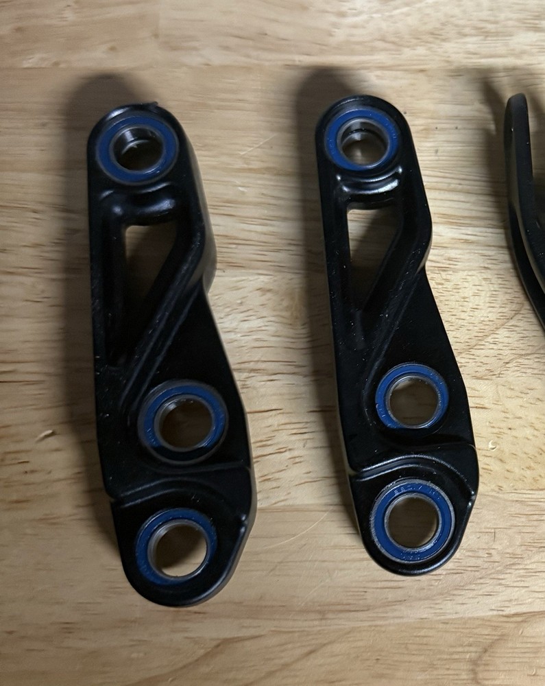 Specialized 2022 Levo Shock Link Assembly Part#: S214300006