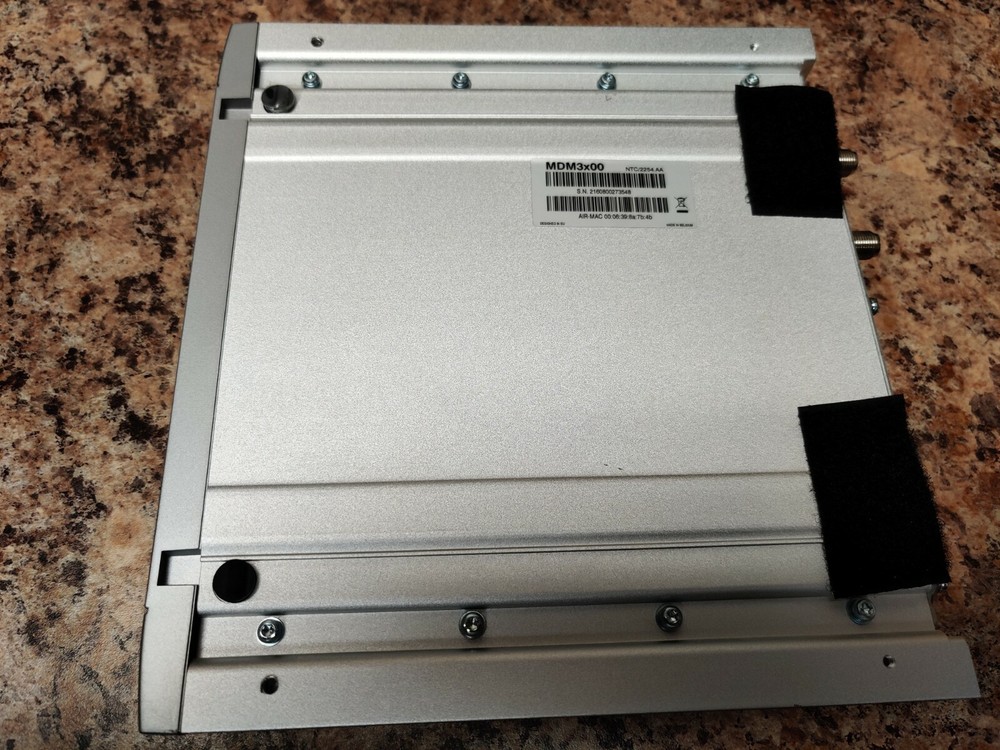 Newtec Modem MDM3100 IP Satellite Modem
