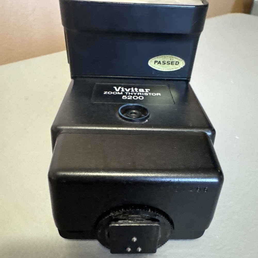 Vivitar 5200 Zoom Thyristor Flash - PM/C Module untested.