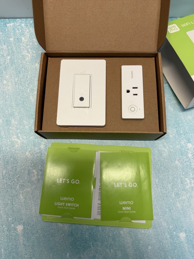 Belkin WeMo WiFi Light Switch + Smart Plug Bundle, Voice Control WLSP3063-BDL