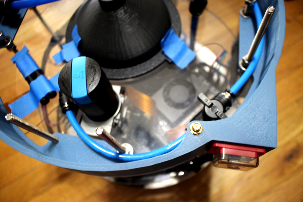 INTERNAL MECHANISM CIRCULAR ROBOT STRUCTURE CHASSIS ACTUATOR SENSOR ELECTRONIC