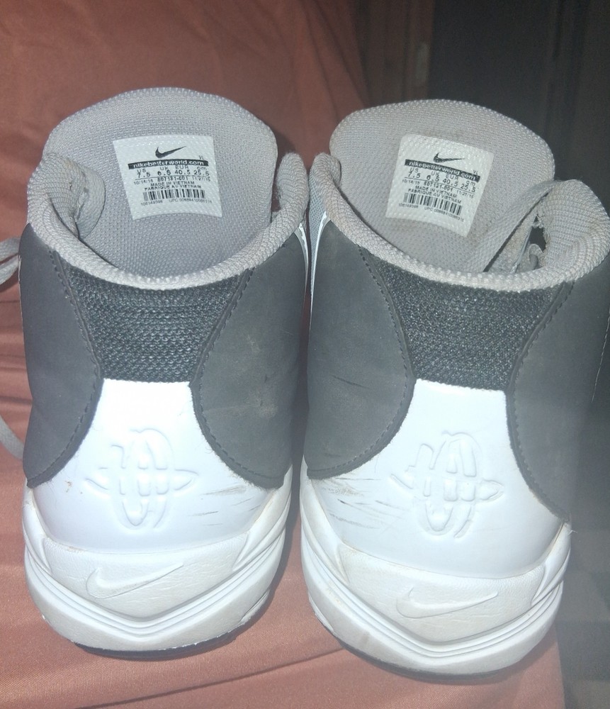 Nike baseball cleats size 7.5