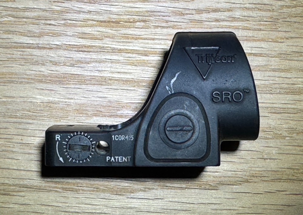 Trijicon SRO Sight 5.0 MOA Adjustable LED Reflex Red Dot Sight