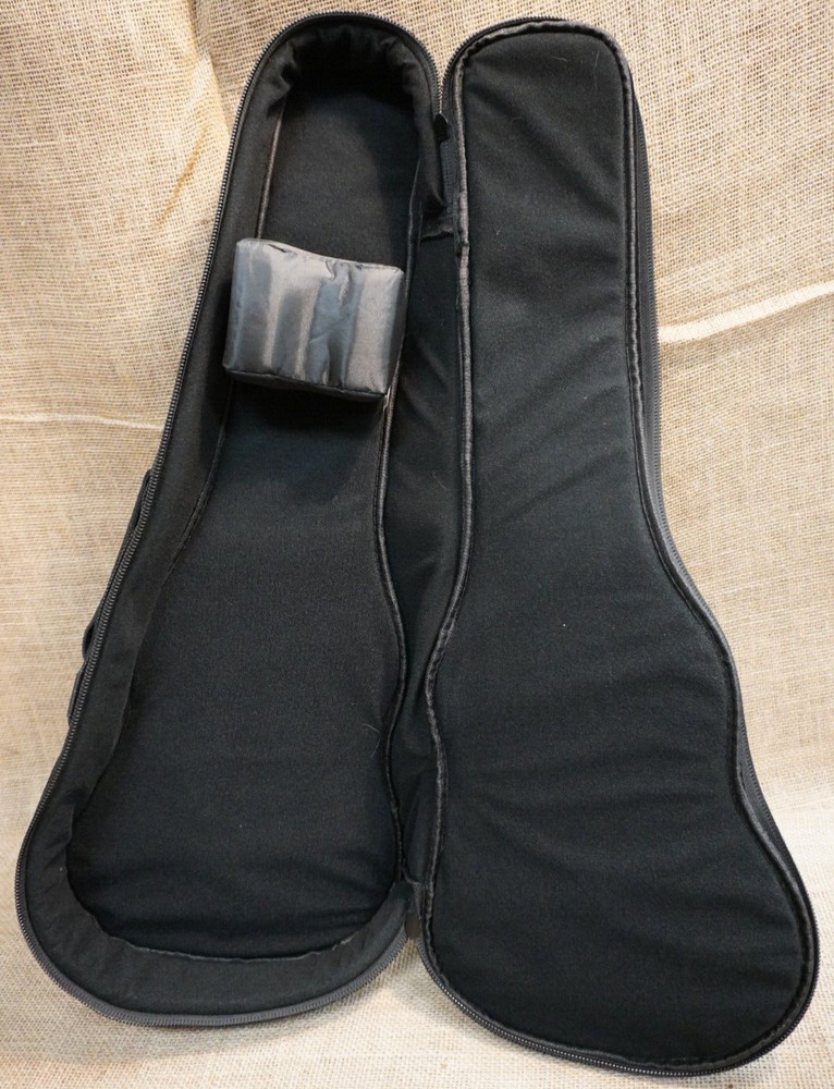 Cine Hricane Ukelele Soft Shell Case