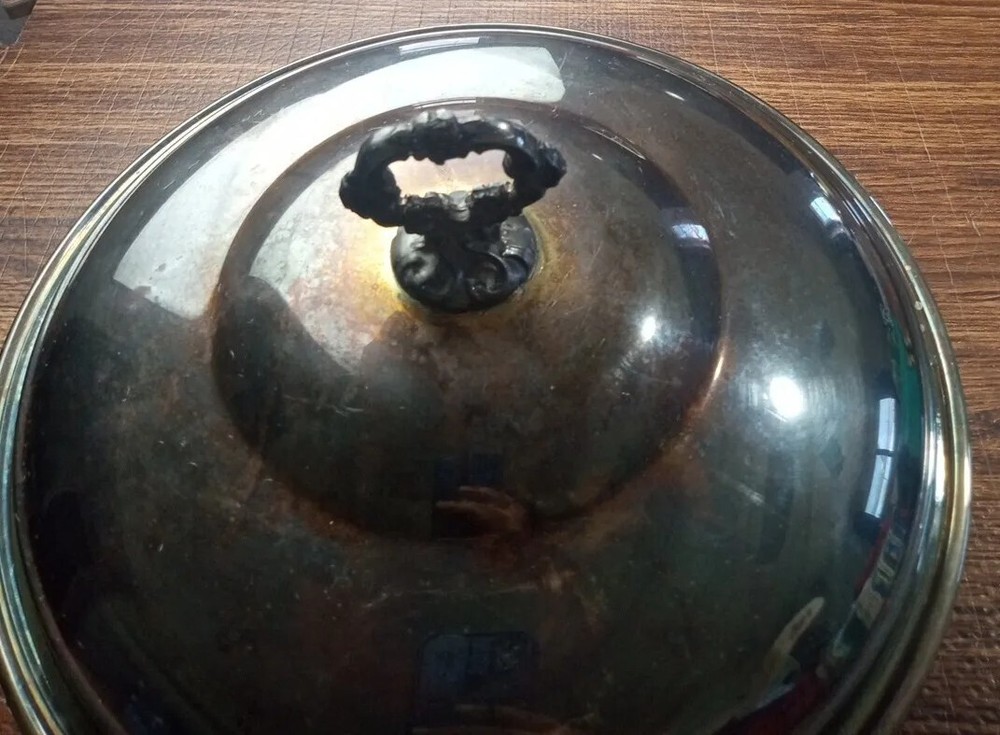 Silverplated 4 Footed Bowl With Lid