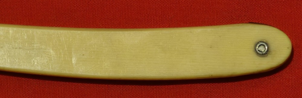 Herkulean Straight Razor