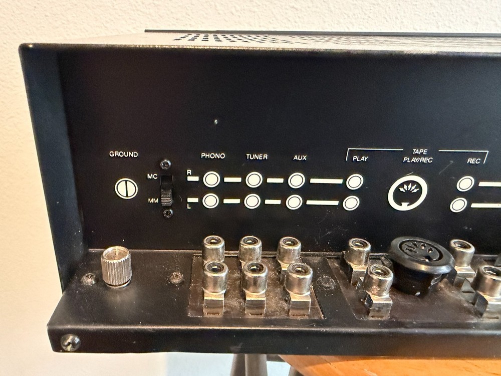 NAD 3020A Tested and Working read description