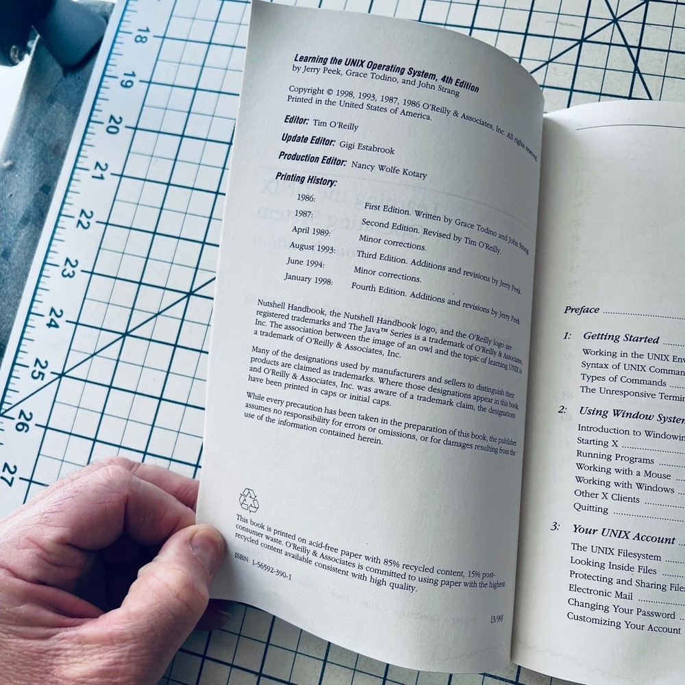 O'Reilly Learning the UNIX Operating System Manual 4th Ed 1998 Vintage Computing